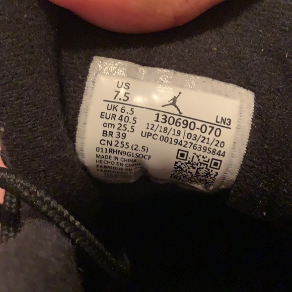 University gold 12s - Picture 3 of 3